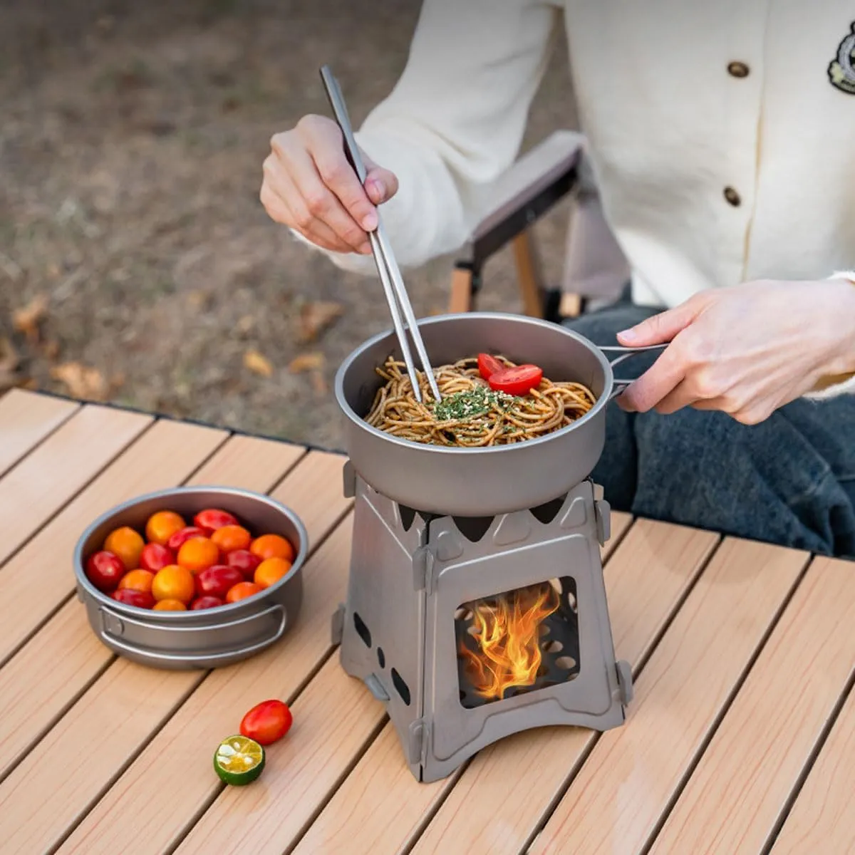 2 Piece-Set, Outdoor Titanium Frying Pan & Pot with Lid Folding Handle Camping Hanging Cookware Hiking Picnic Ultralight Bowl Tableware