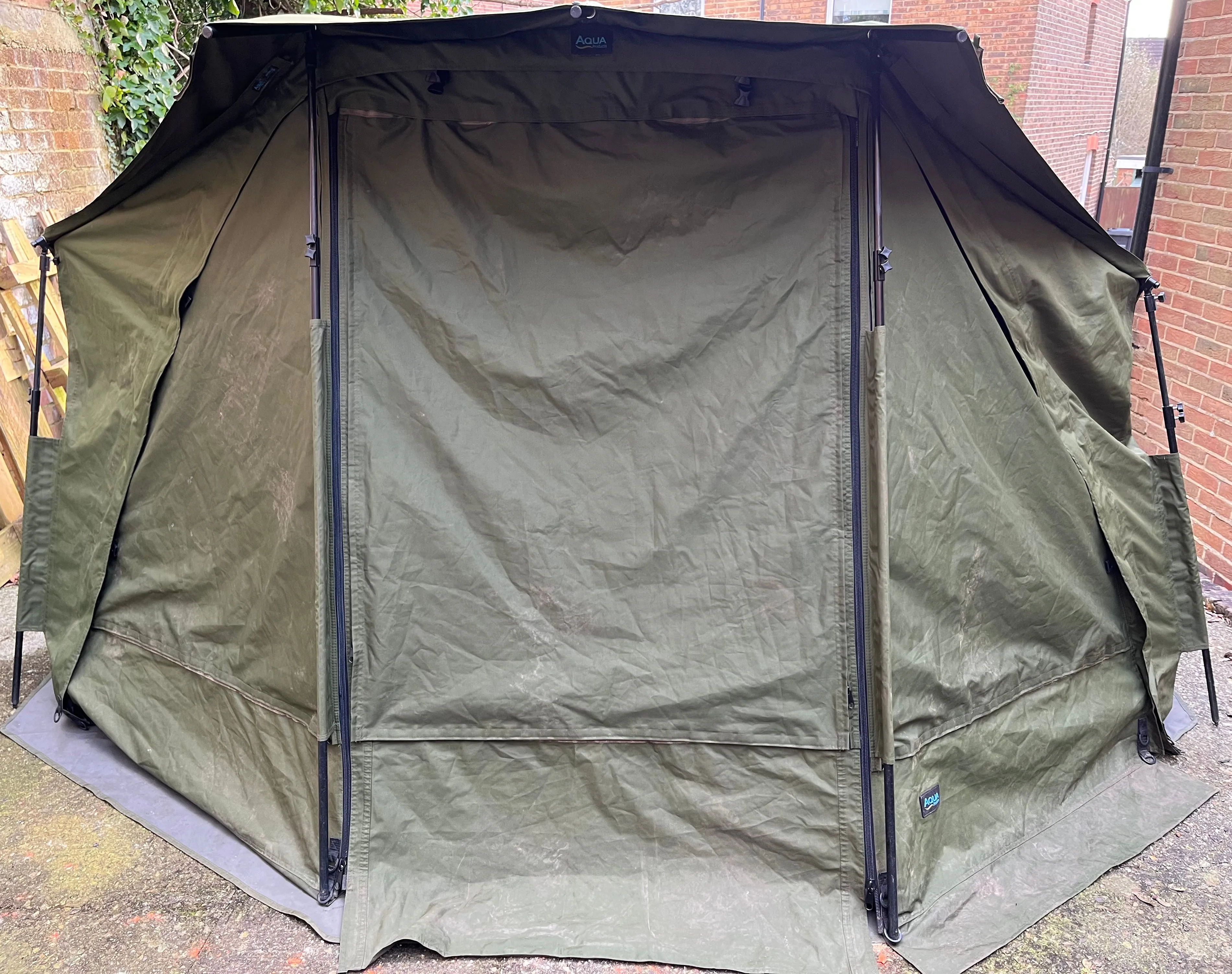 Aqua Pioneer 150 Bivvy Aquatexx EV 401561   Skull Cap 401563