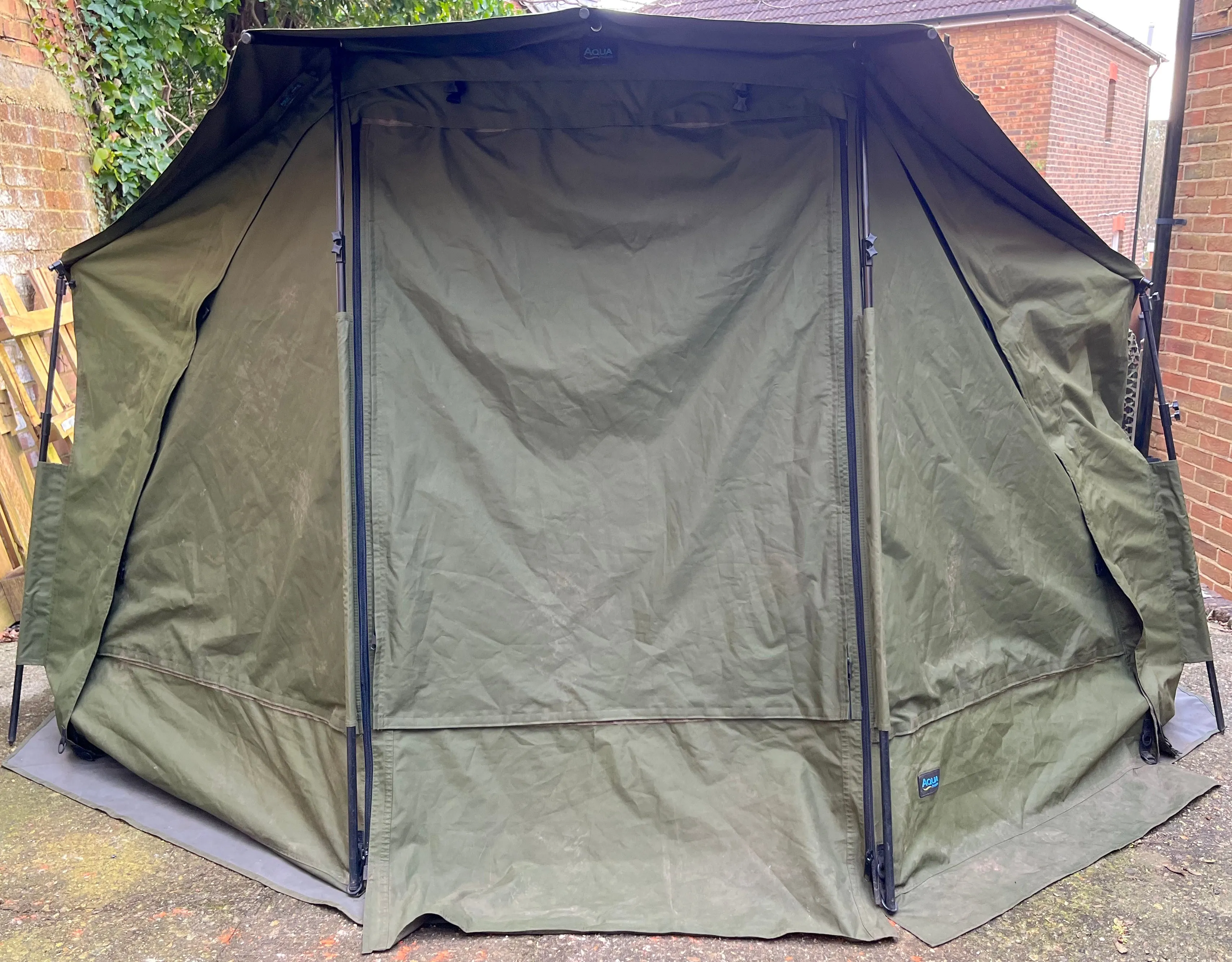 Aqua Pioneer 150 Bivvy Aquatexx EV 401561   Skull Cap 401563