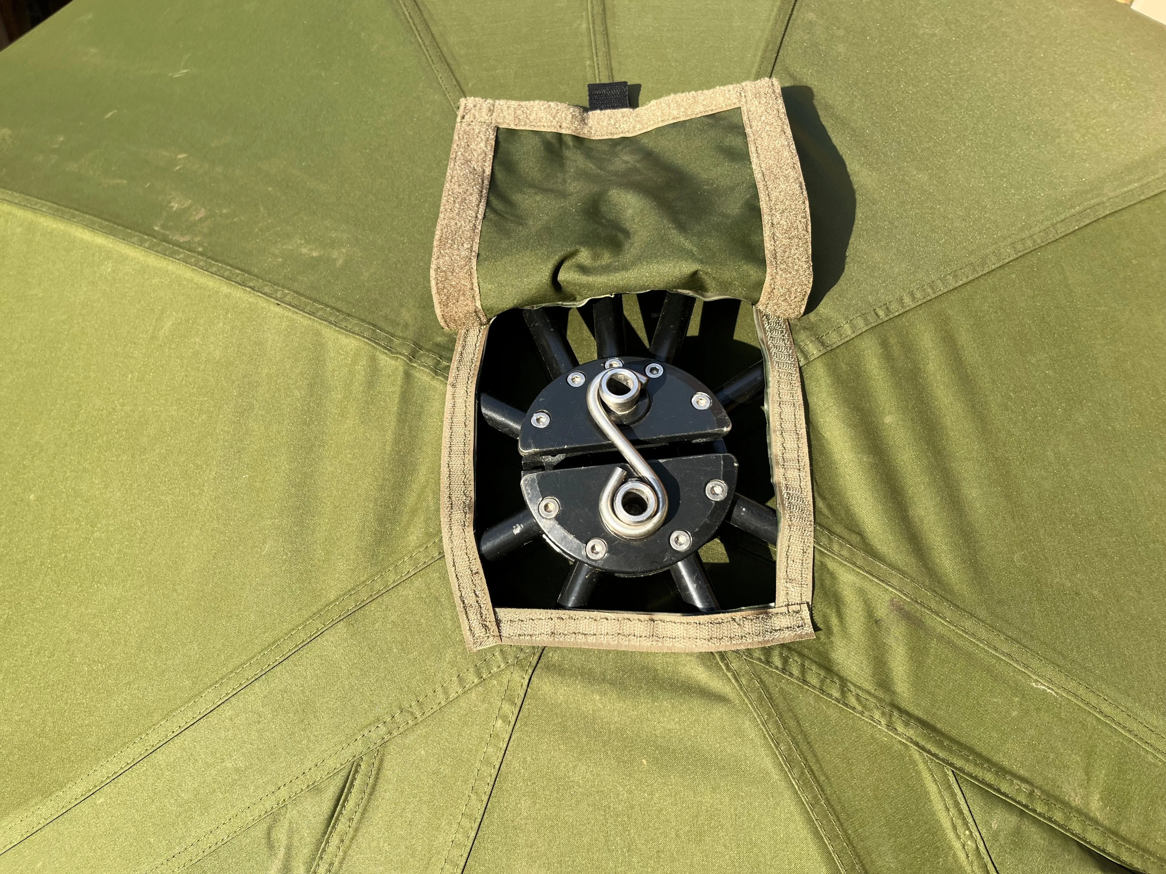 Aqua Pioneer 150 Bivvy Aquatexx EV 401561   Skull Cap 401563