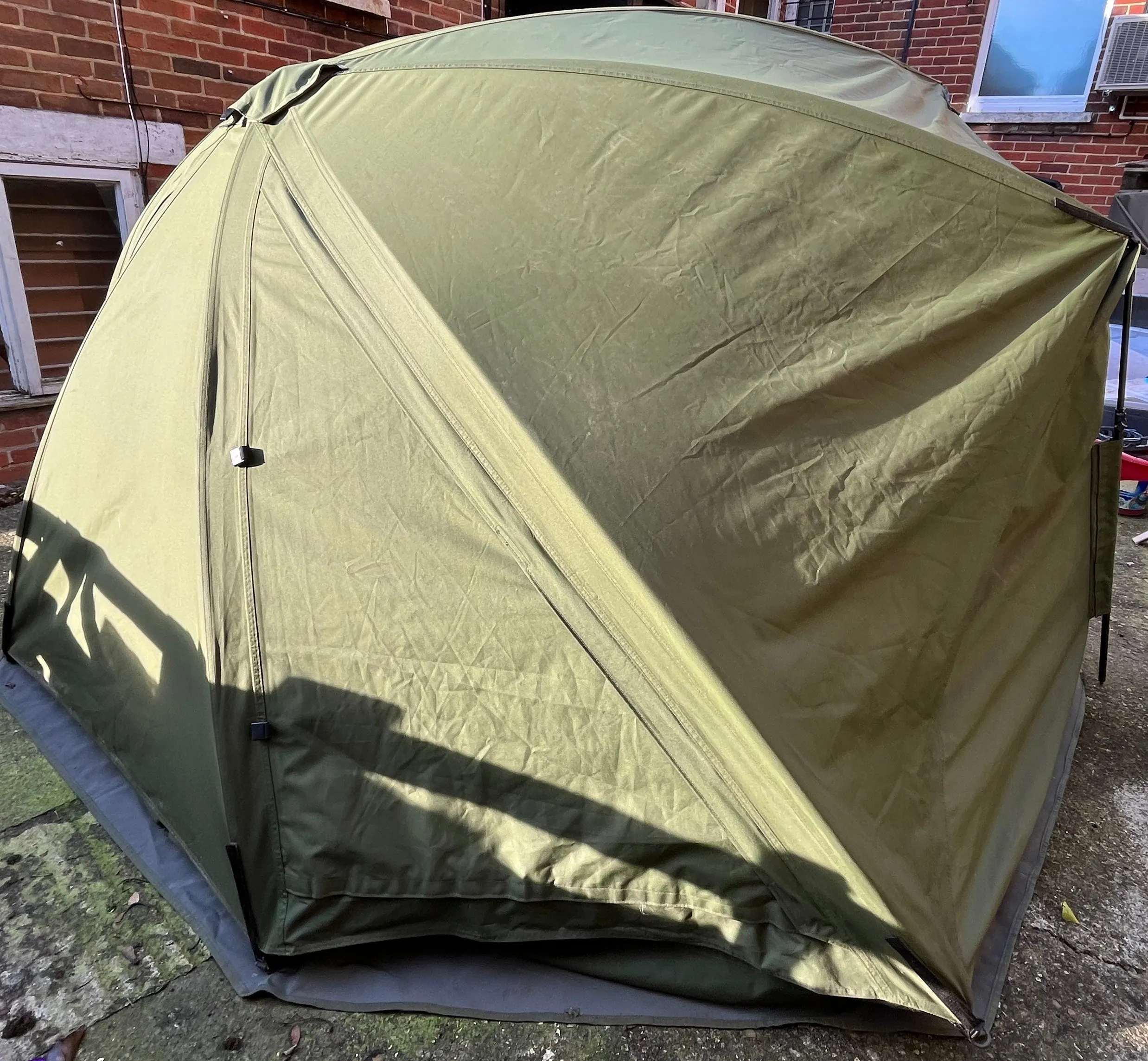 Aqua Pioneer 150 Bivvy Aquatexx EV 401561   Skull Cap 401563