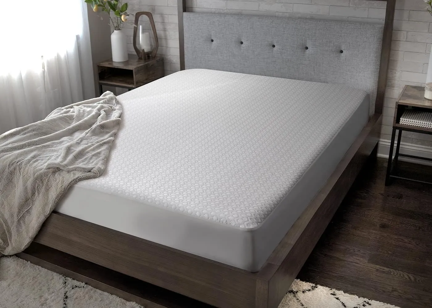 Bedgear King Dri-Tec Waterproof Mattress Protector - Noiseless and Moisture-Wicking Cover for Bed - Hypoallergenic, Washable, and Breathable Pad