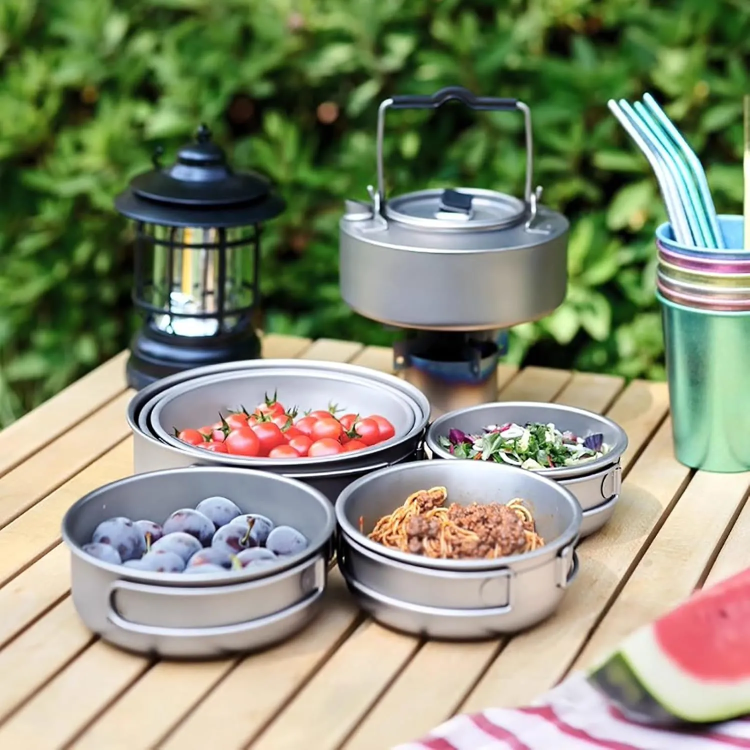 Camping Titanium Pot Outdoor Cookware Cooking Pan Pot with Folding-Handle Outdoor Camp Cookware Pot Camping Mess for 2