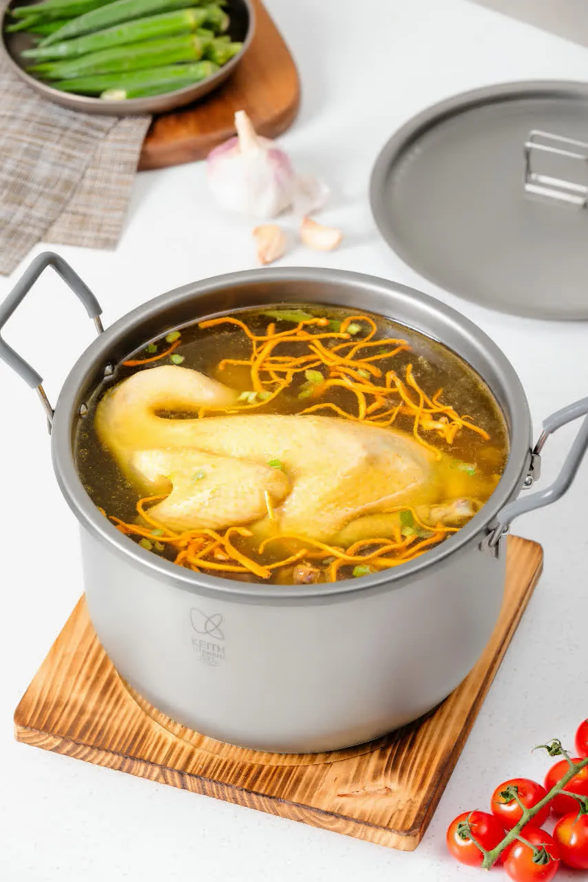 Casseroles en Titane