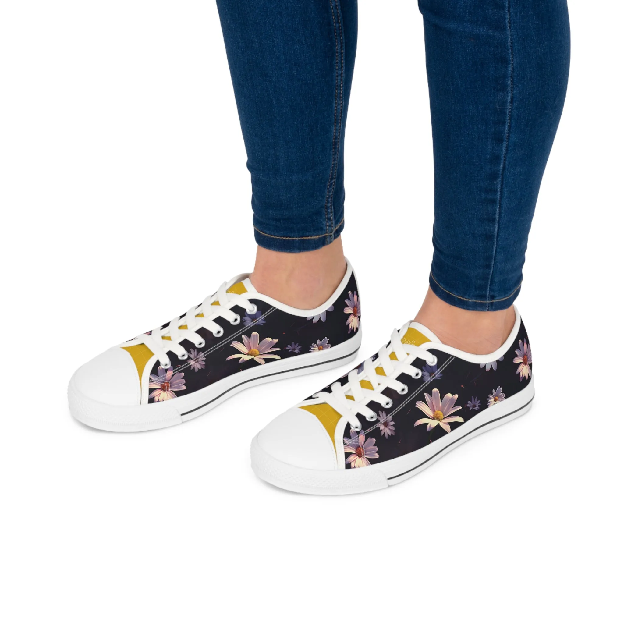 Floating Daisies (Women)