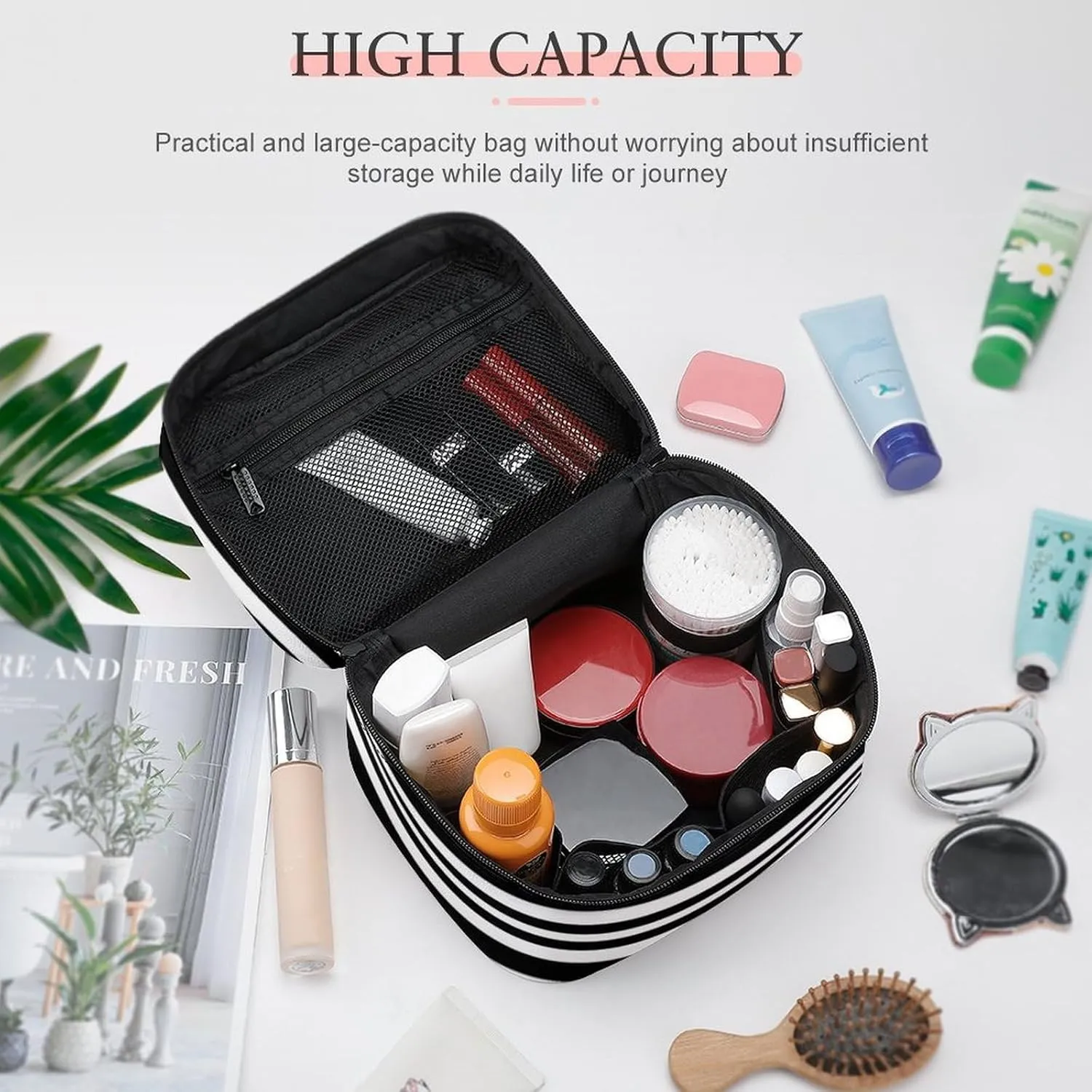 Leather Cosmetic Case, Classic Elegant Modern Black and White Striped Portable Makeup Bag Organizer Large Capacity Travel Toiletry Bag with Zipper