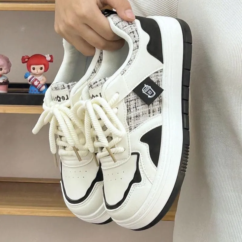 Loizziuy Aesthetic Checkerboard Skateboarding Sneakers Preppy Classic Casual Shoes for Women with Collegiate Versatile Round-Toe