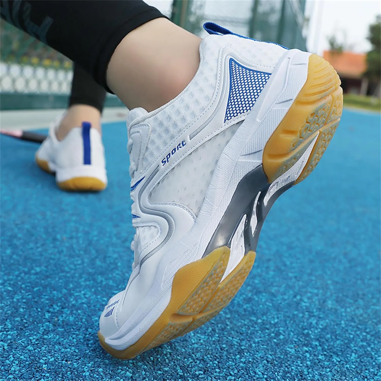 Men's Badminton Shoes Non-Slip Cushioning Breathable Court Shoes