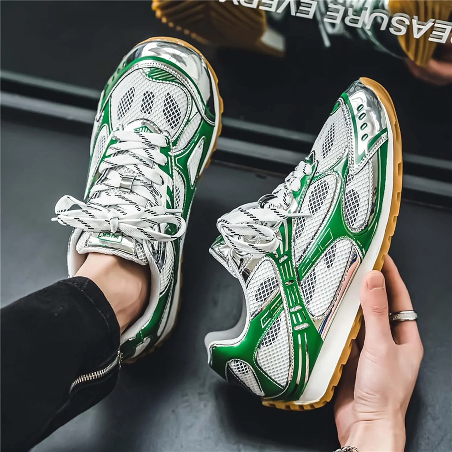 Men's Breathable Running Shoes Anti Slip Fitness Casual Sports Basketball Tennis Fashionable Cross Training Shoes Silver