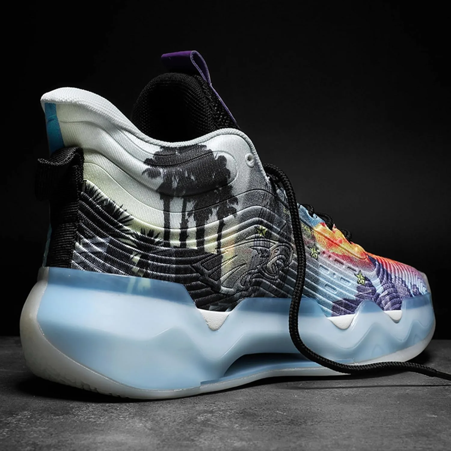 Men's High-Top Basketball ShoesWear-Resistant and Anti-Slip Soles Running Shoes Graffiti Design Fashionable Sports Shoes