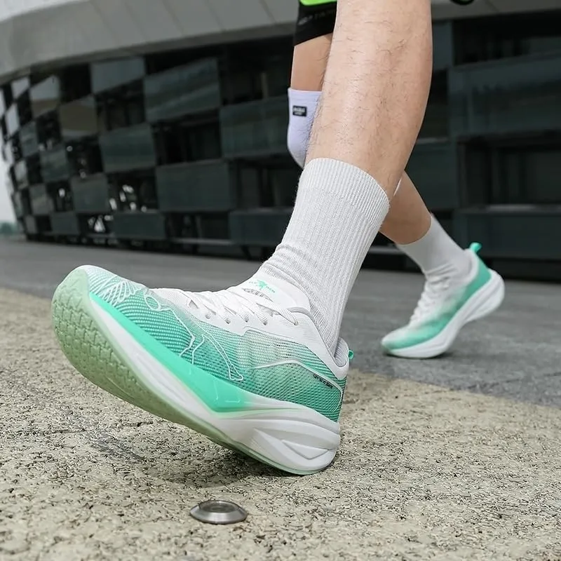 Men's Outdoor Cross-Countryabrasion Resistant Non-Slip Breathable Casual Shoes Sneakers Running Hiking Shoes.