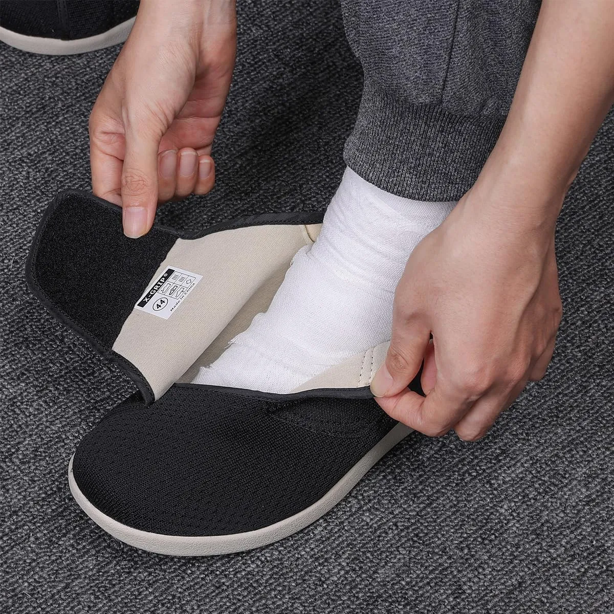 Men's Wide Width Diabetic Shoes Adjustable Closure for Arthritis Swollen Edema Plantar Fasciitis Swollen Feet Walking Shoes