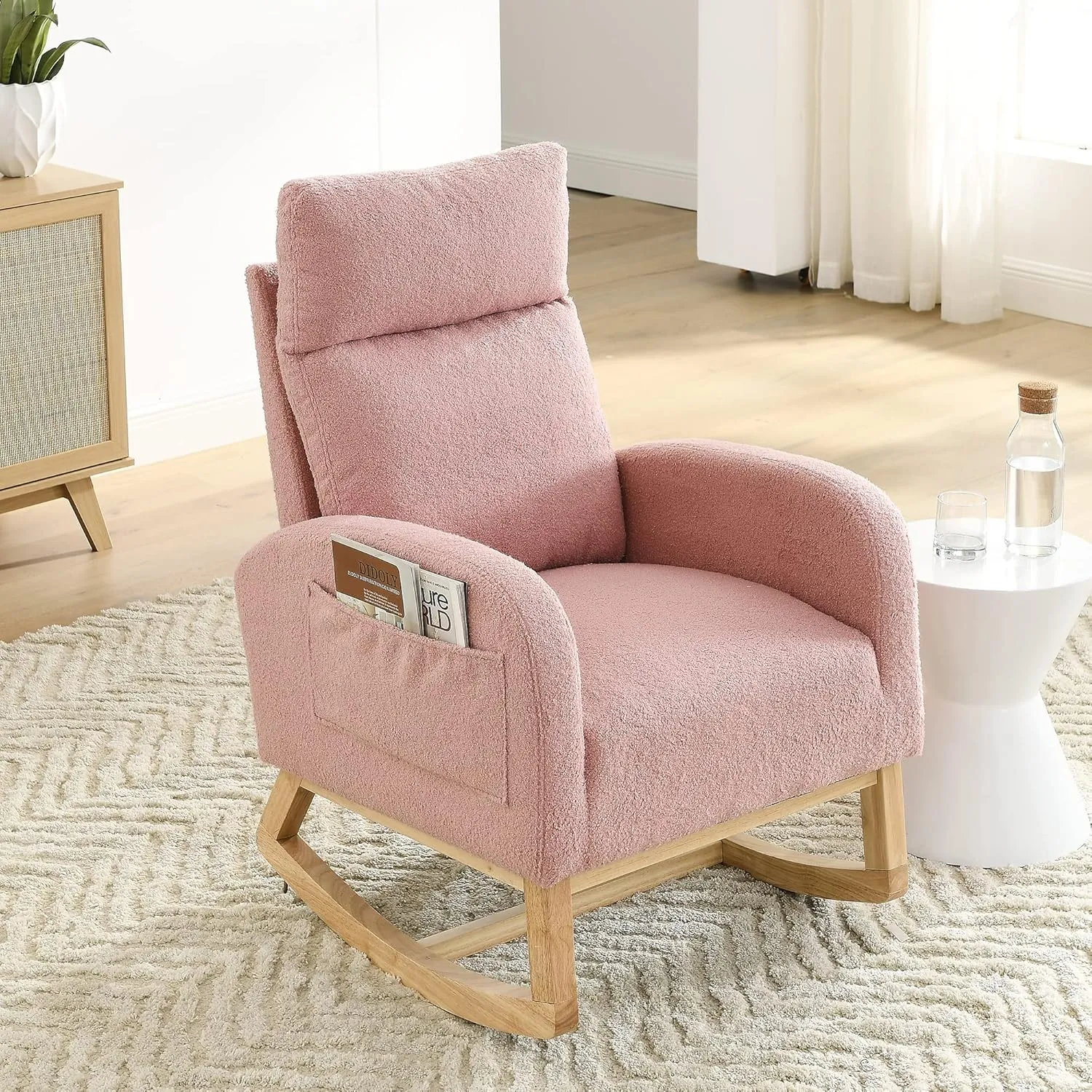 Nursery Rocking Chair with Solid Wood Legs, Glider Chair for Nursery with Two Side Pockets, Rocker Armchair for Living Room Bedroom (Pink, Teddy Fabric)