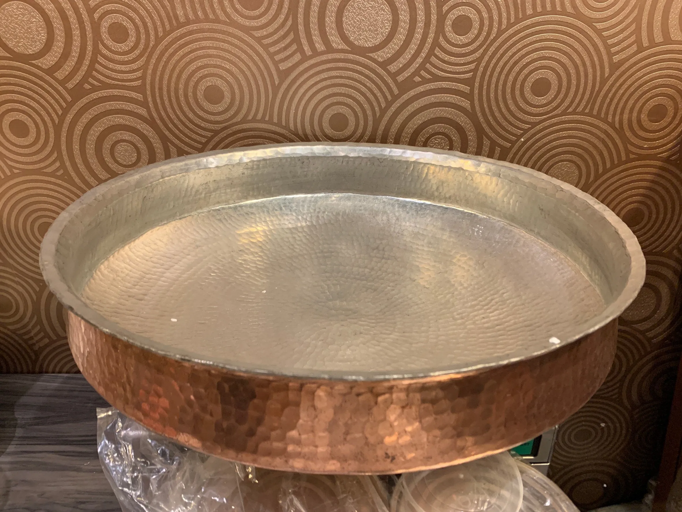 Pure Copper Hammered Dum Biryani Handi Lagan for Serving & Cooking with Kalai, 22" Diameter, 25 L, Heavy Duty