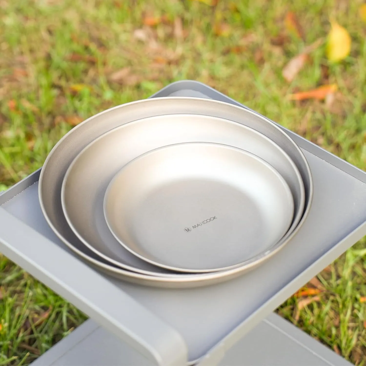 Pure Titanium Camping Plate, 8.66 Inch Ultralight Durable Dish Plate Cookware, Outdoor Large Titanium Backpacking plate for Camping Hiking Kitchen (22 cm)