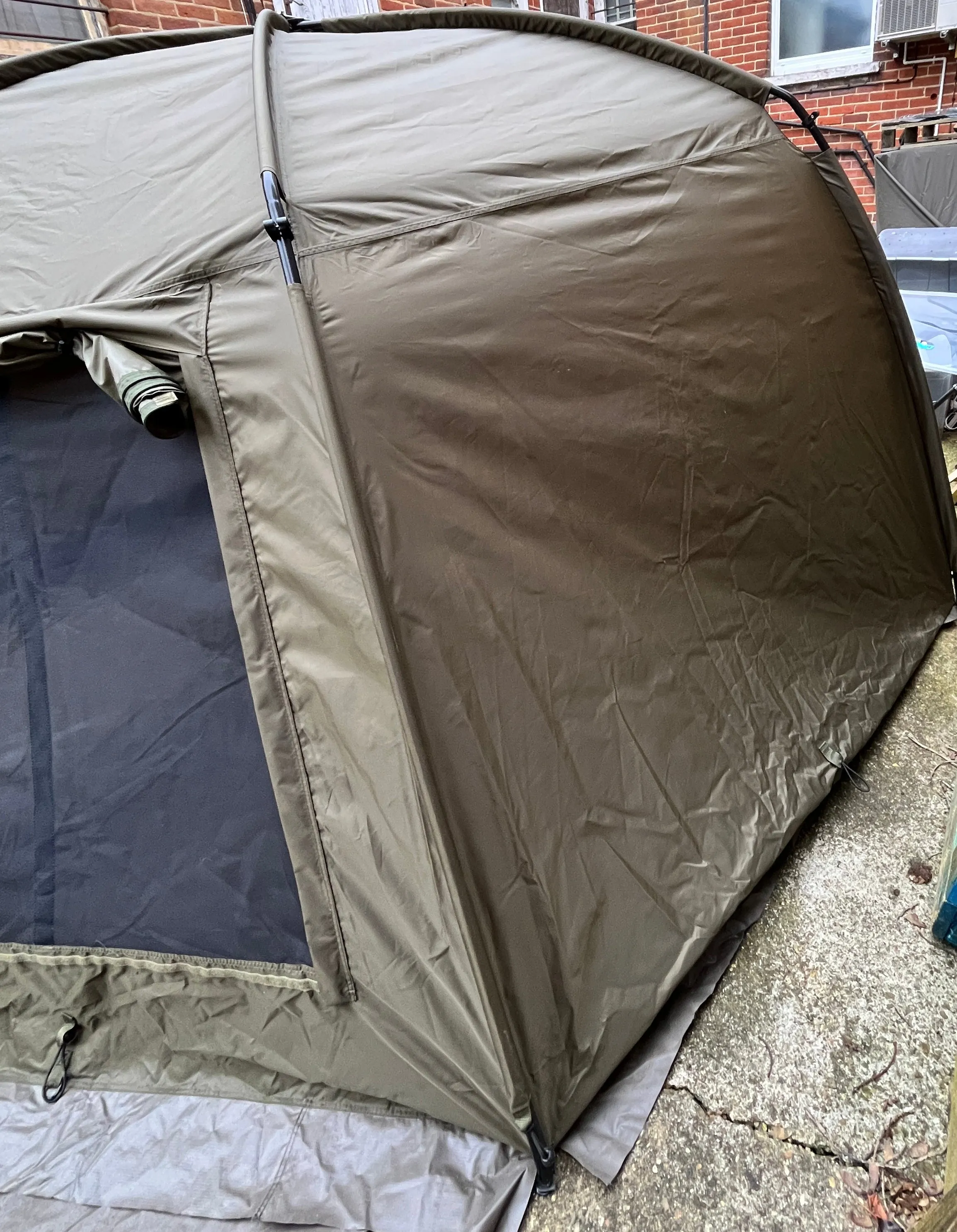 Trakker Tempest 200 Bivvy   Skull Cap