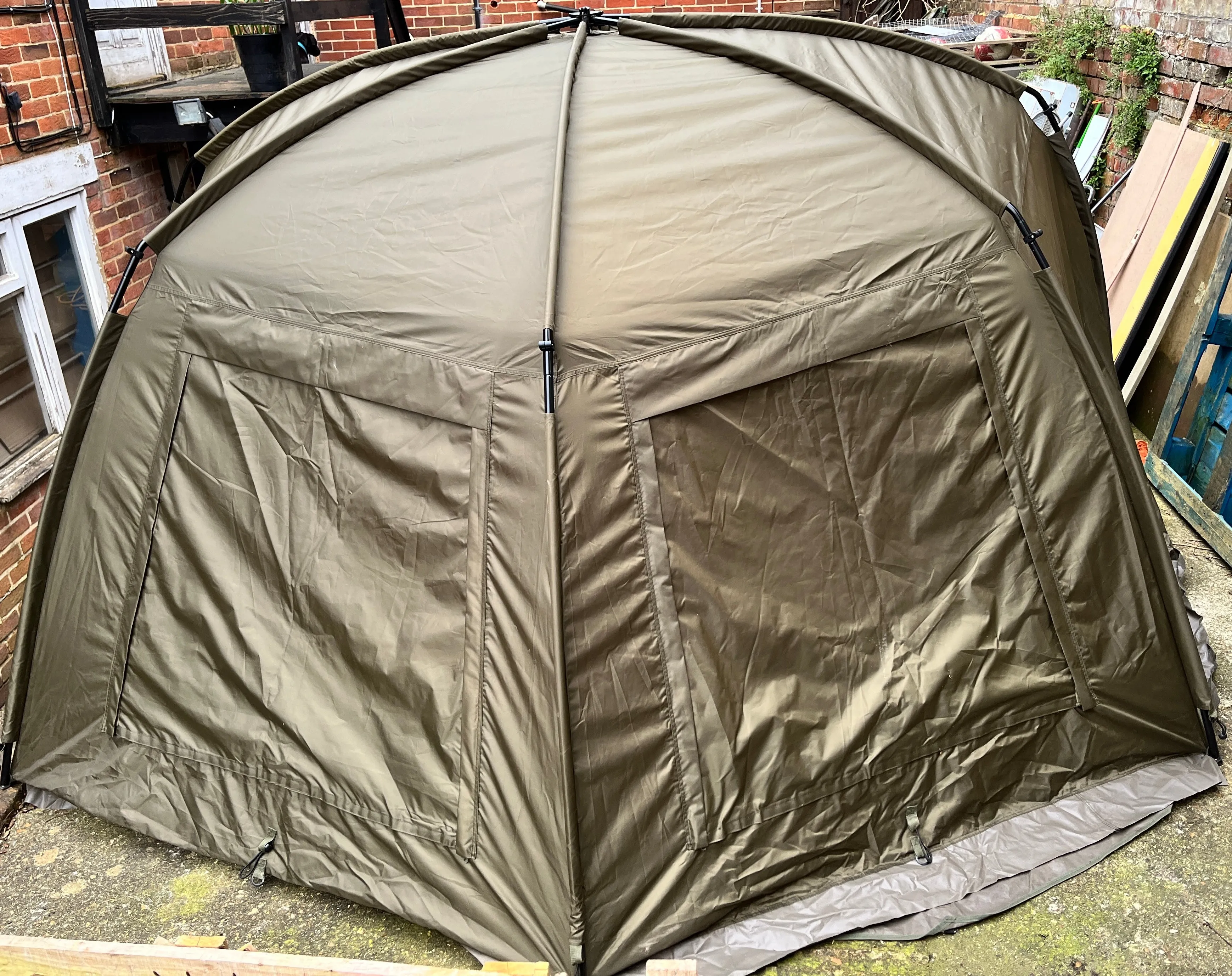 Trakker Tempest 200 Bivvy   Skull Cap